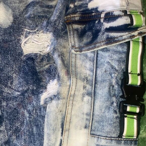 AHP Another Hype Piece super distressed fringed buckle paint splash stretch jean - Picture 10 of 13